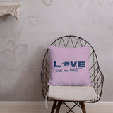 Love Sees No Limits (Halftone Design, Pillow)