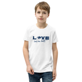 Love Sees No Limits (Halftone Design, Youth T-Shirt)